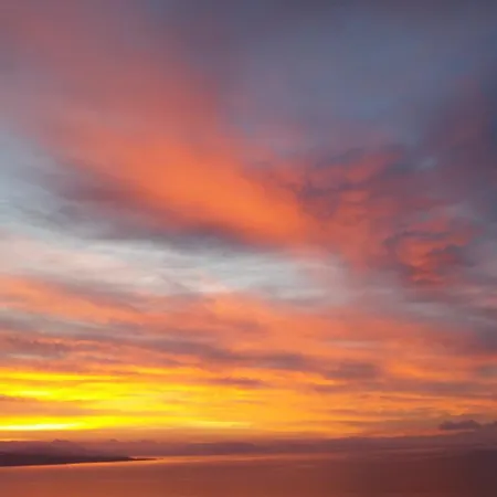 Sunrise Luxury Ниссаки